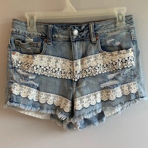 Festival American Eagle size 6 shorts